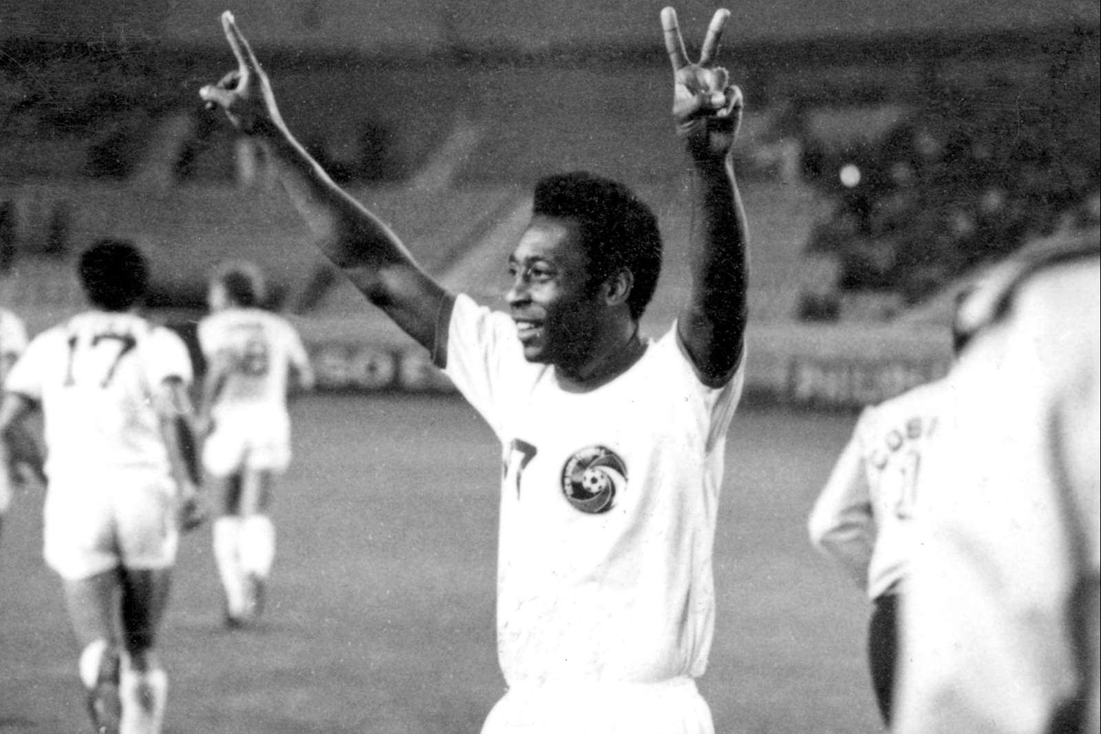 Jornal Show De Esportes – Santos Aluga Pelé Ao Saint Germain – Ano 1 – 2ª  Quinzena De Julho De 1971 – Play For a Cause